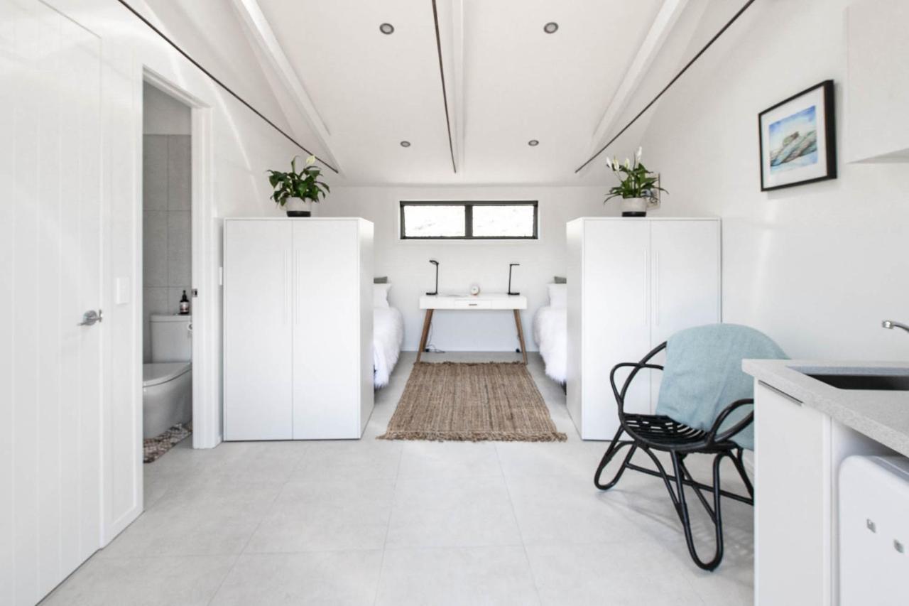 Windhover Suites Tasman エクステリア 写真