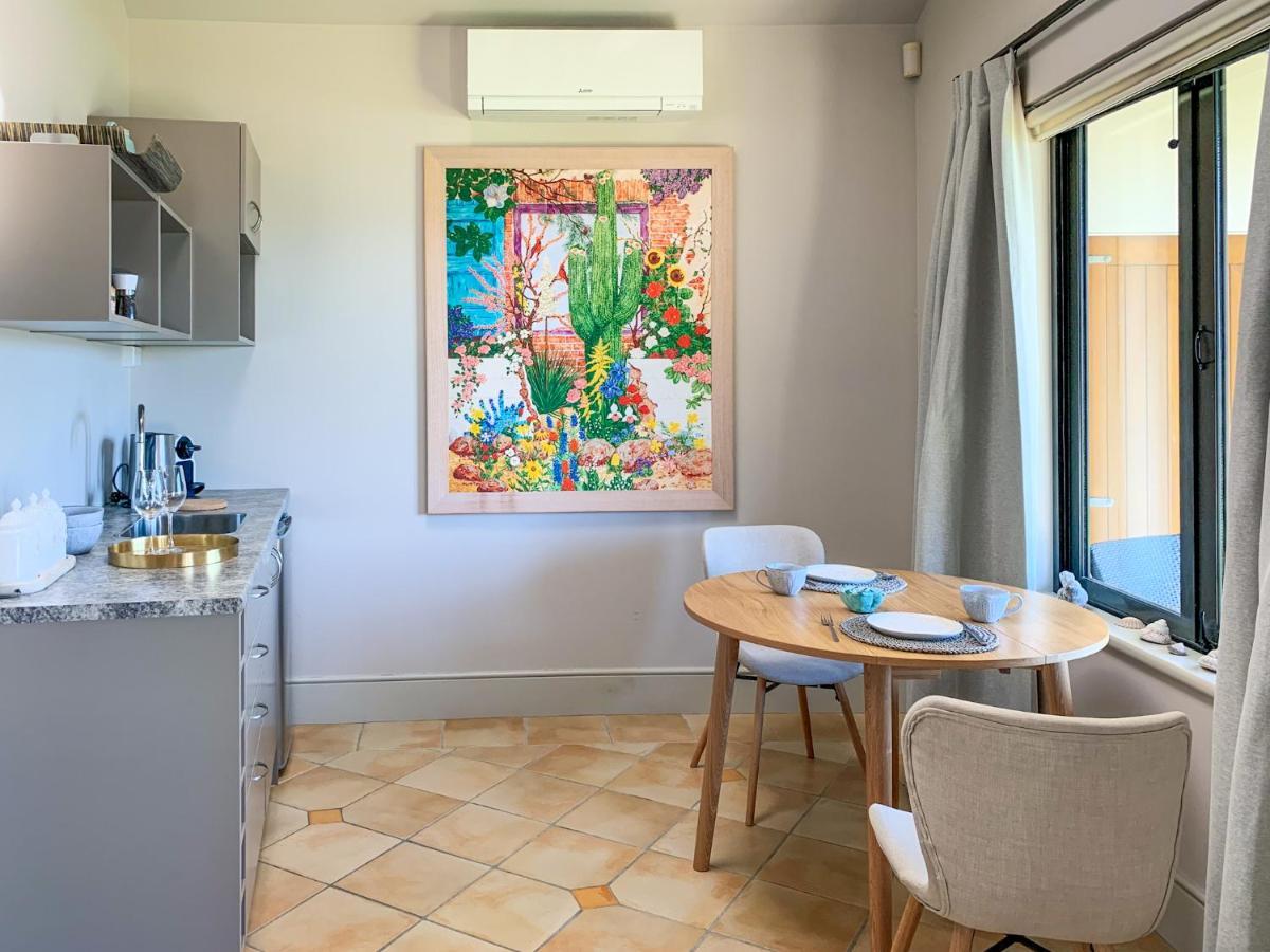 Windhover Suites Tasman エクステリア 写真